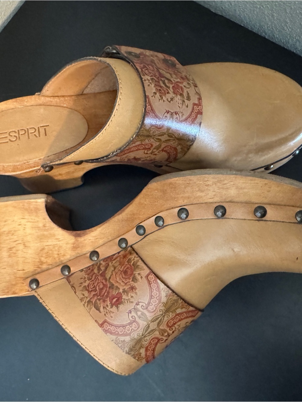 Espirit Tan Leather Clogs with Floral Accent Strap. Y2K| Leather| - Picture 6 of 6